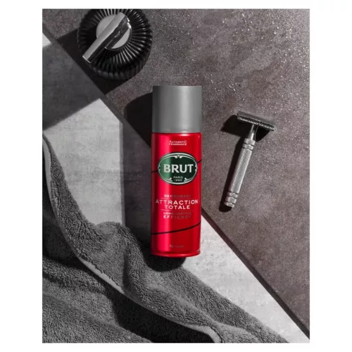 Brut férfi deo SPRAY 200ml - Attraction Totale